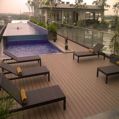 Kolam Renang Wpc Decking Tiles Waterproof Flooring Solid Core Composite Decking