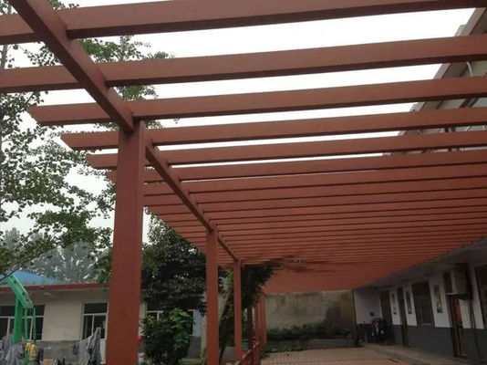 Tahan air WPC Komposit Dek Pergola Kayu Plastik Komposit Modern Redwood Pergola