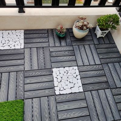 135 X 25mm Papan Penghiasan Komposit Daur Ulang Tepi Padat Penghiasan Komposit